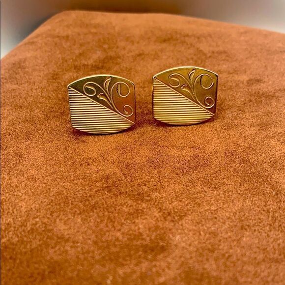 Vintage Art Brushed Gold Cuff links, Unmarked - Picture 1 of 3